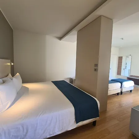 Hesperia Hotel&residence Hotel 4*