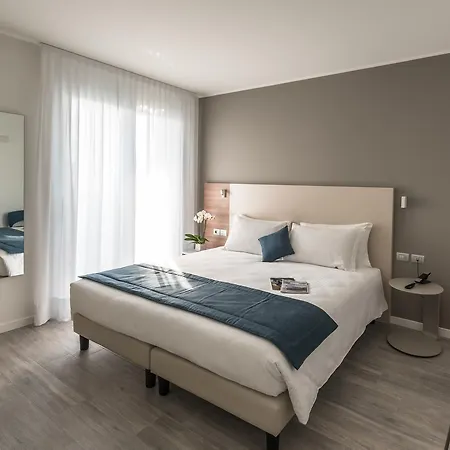 Hesperia & Hotel