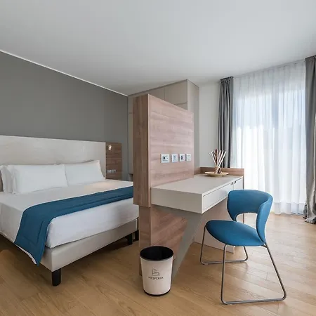 Hotel Hesperia &