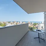 Отель Hesperia & 4*