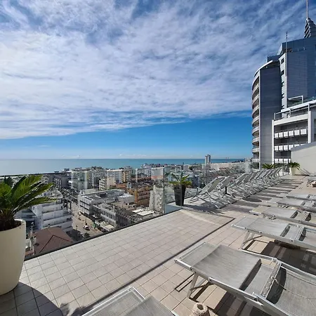 Отель Hesperia &