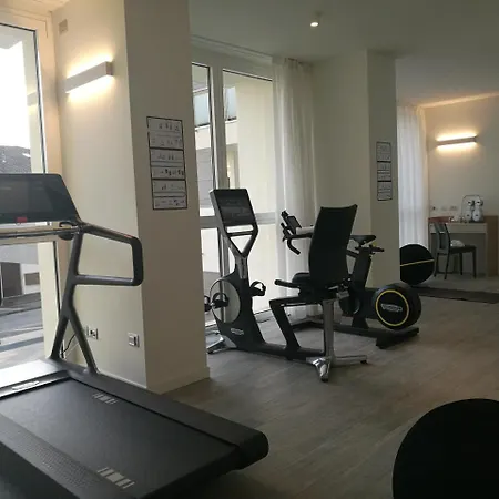 赫斯佩里亚酒店及公寓 酒店 利多迪迪耶索洛